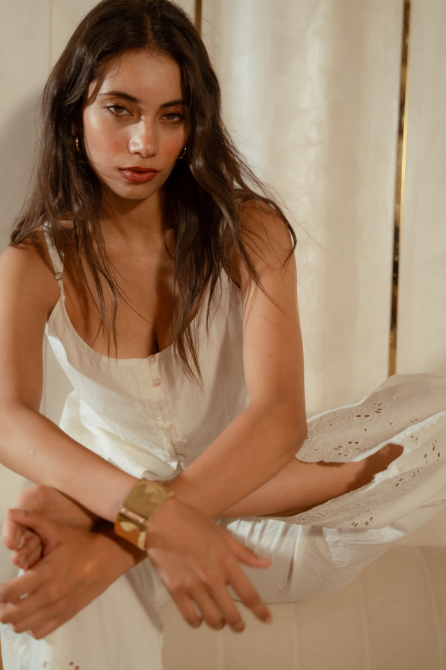 Ivory Schiffli Lounge Set